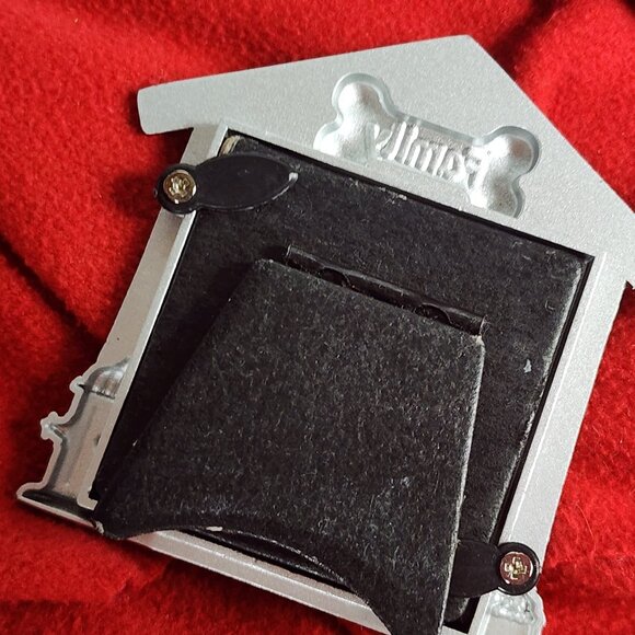 Mini Red Silver Blue Enamel Family Bone w/Heart Dog Bowl Hydrant Picture Frame - Picture 13 of 16